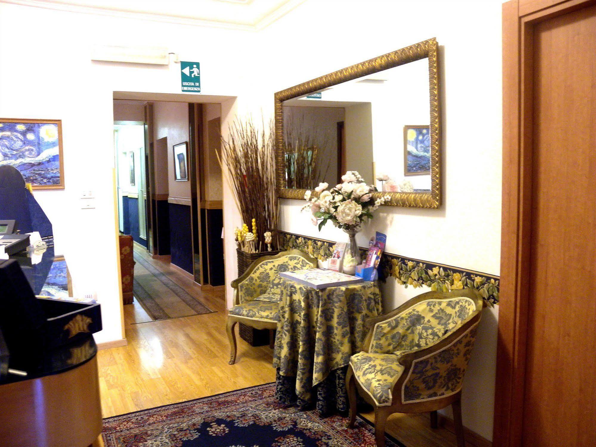 Hotel Margaret Róma Kültér fotó