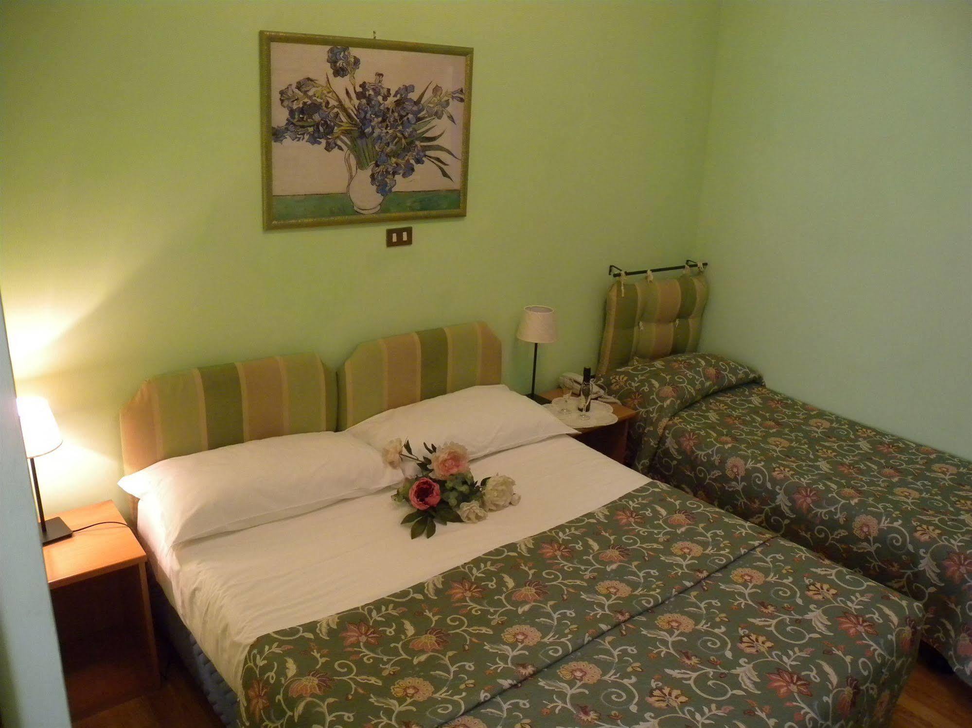 Hotel Margaret Róma Kültér fotó